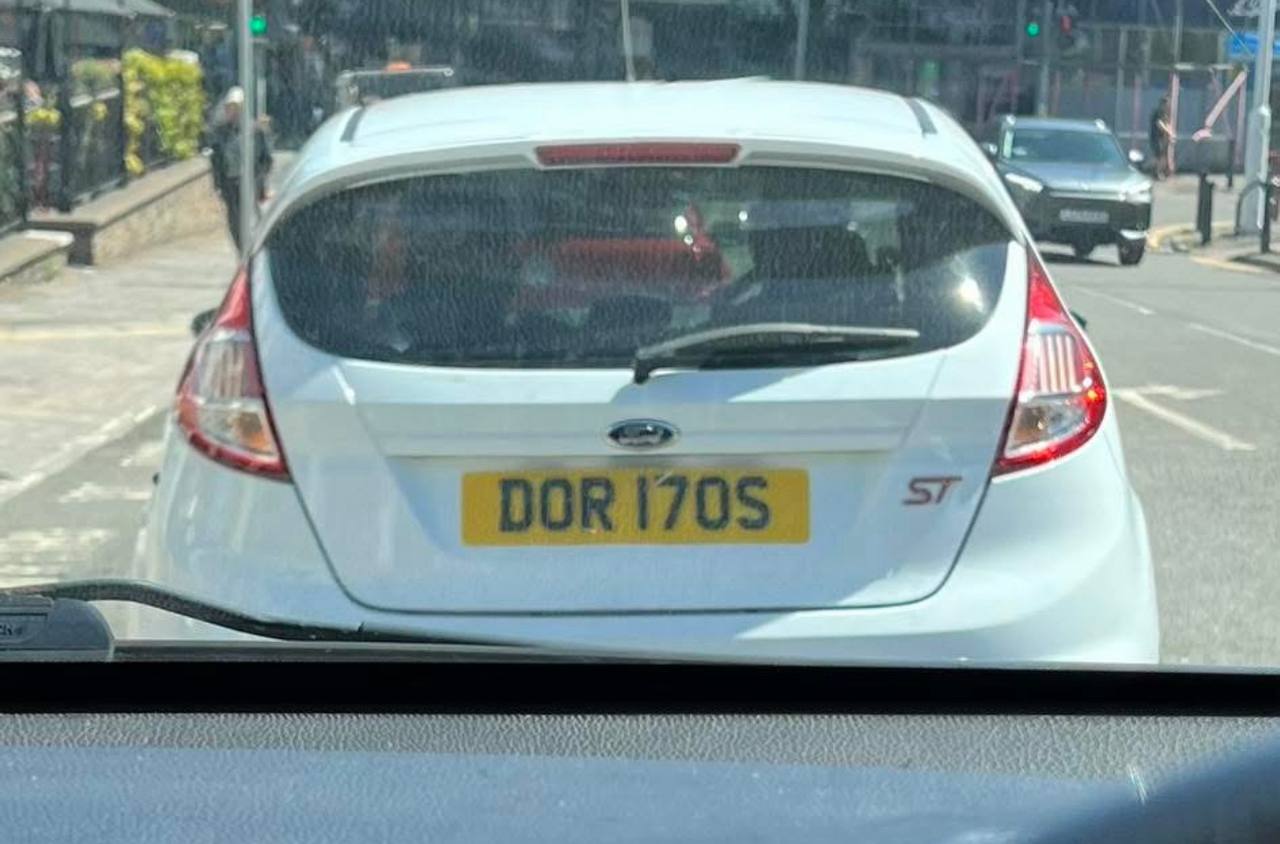 Registration plate DORITOS - DOR 170S