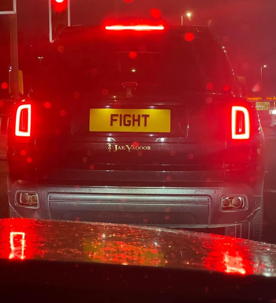 Registration plate FIGHT - F1 GHT