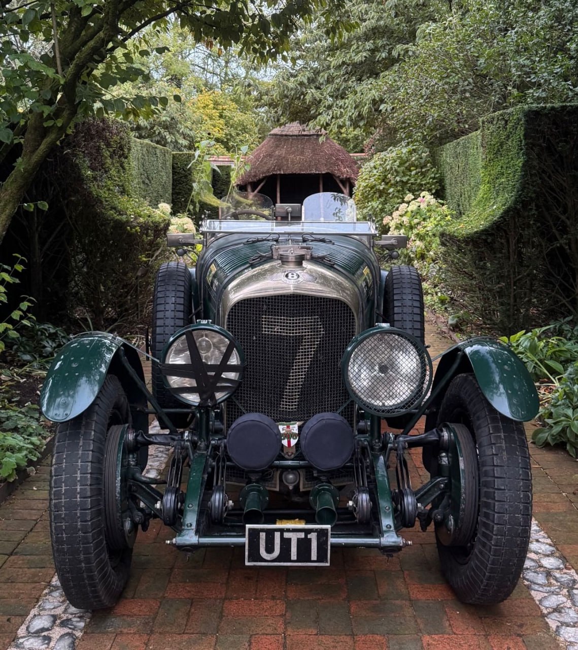 Registration plate UTI - UT 1