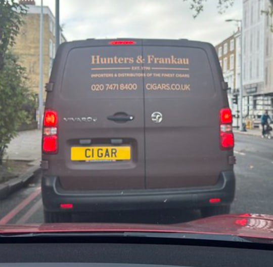 Registration plate CIGAR - C1 GAR
